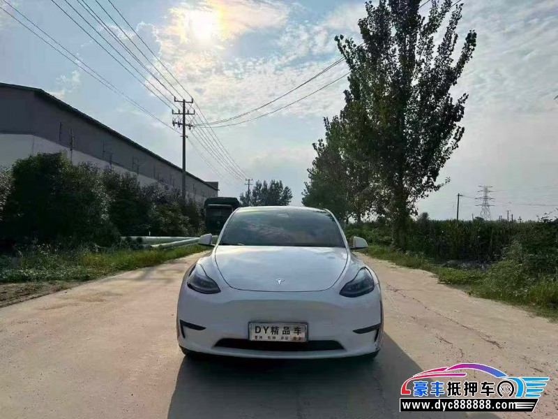抵押车出售23年特斯拉Model Y轿车