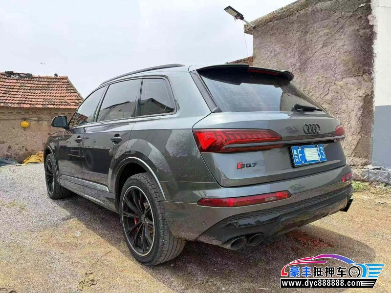 21年奥迪Q7轿车抵押车出售