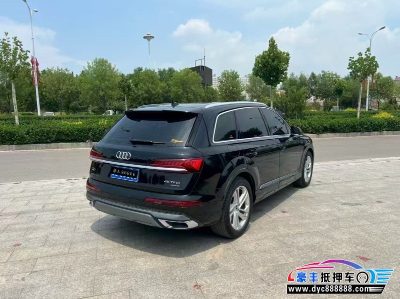 23年奥迪Q7轿车抵押车出售