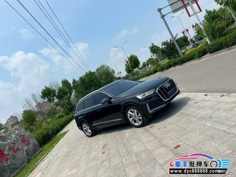 23年奥迪Q7轿车抵押车出售