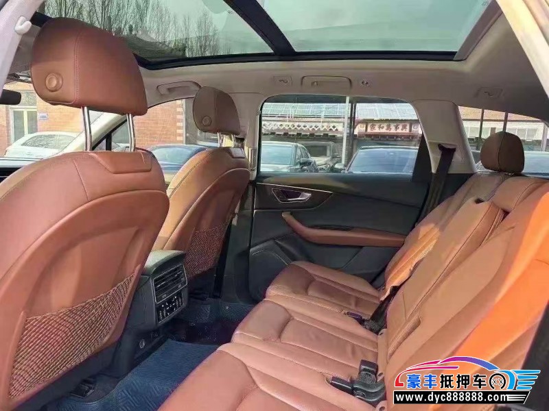 20年奥迪Q7轿车抵押车出售