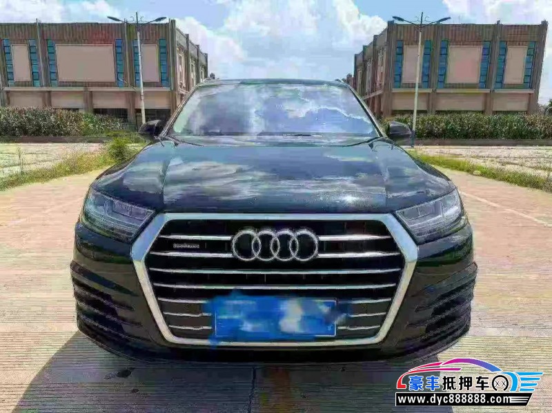 19年奥迪Q7轿车抵押车出售