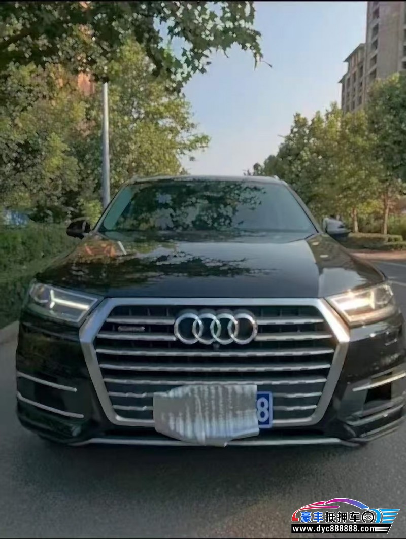 18年奥迪Q7轿车抵押车出售
