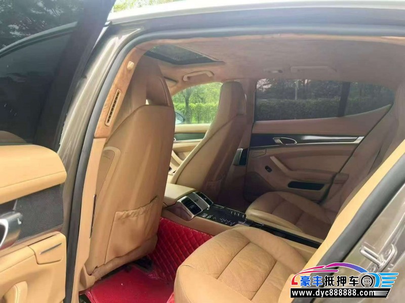 12年保时捷帕纳梅拉轿车抵押车出售