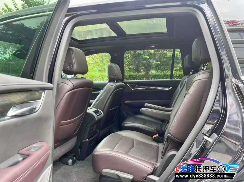 21年凯迪拉克xt6轿车抵押车出售