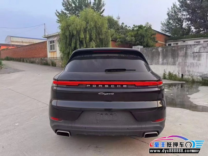 24年保时捷卡宴轿车抵押车出售