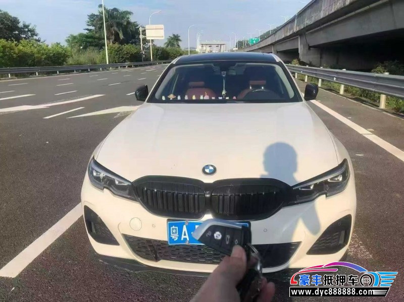 20年宝马3系轿车抵押车出售