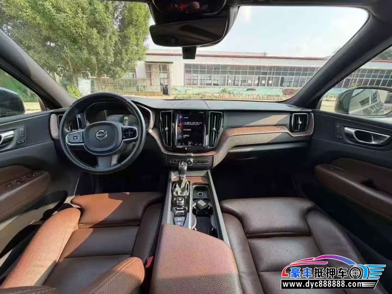 20年沃尔沃XC60SUV抵押车出售