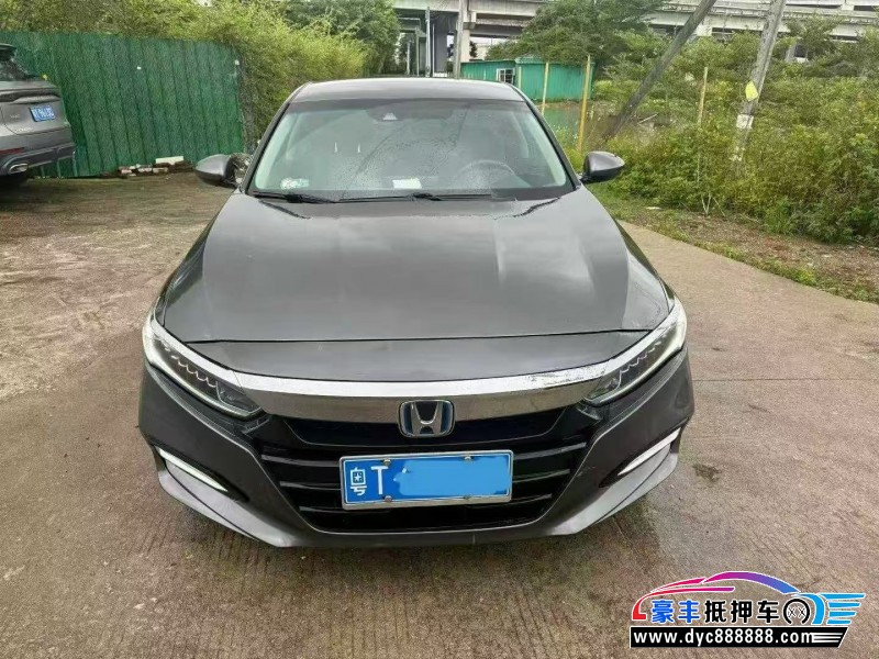 抵押车出售19年本田雅阁轿车