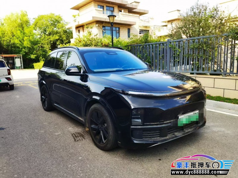 23年理想L8SUV抵押车出售