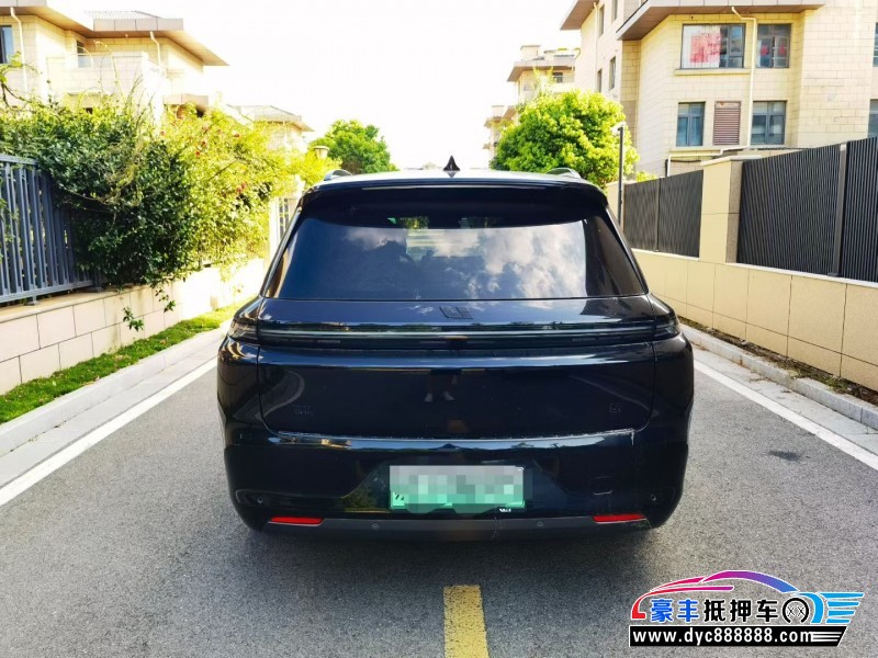 23年理想L8SUV抵押车出售