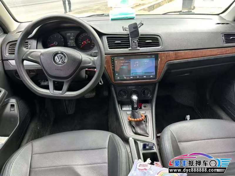 16年大众朗逸轿车抵押车出售