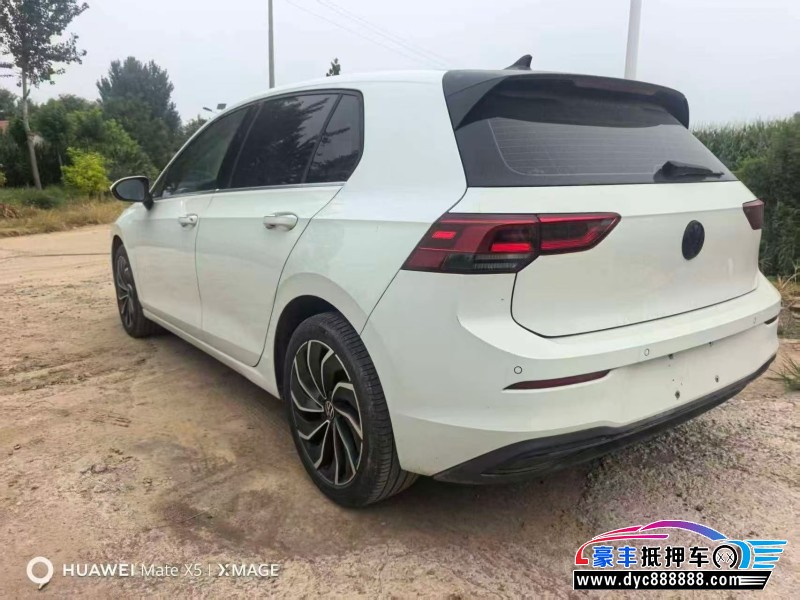 22年大众高尔夫轿车抵押车出售