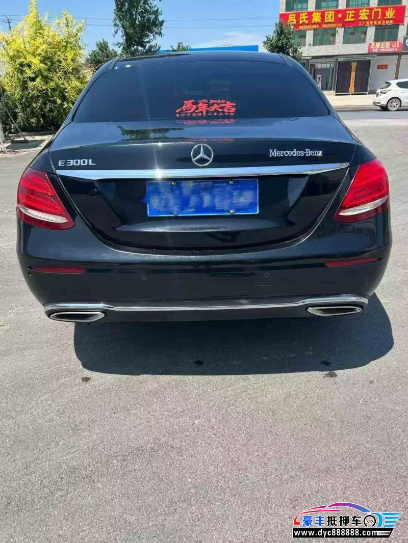 20年奔驰E轿车抵押车出售