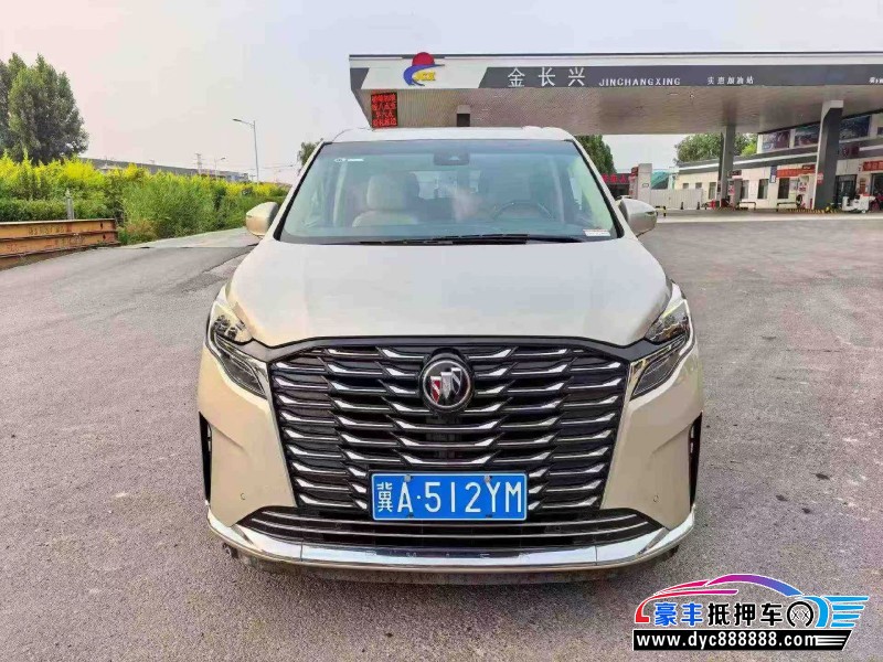 抵押车出售22年别克GL8轿车