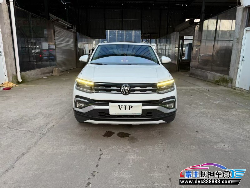抵押车出售21年大众途凯轿车
