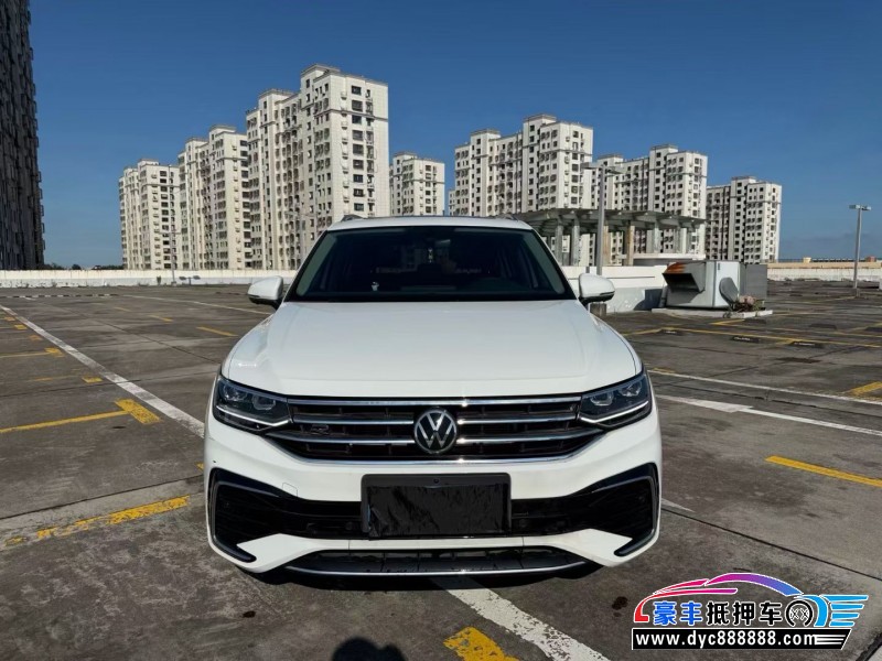 抵押车出售24年大众途观L轿车