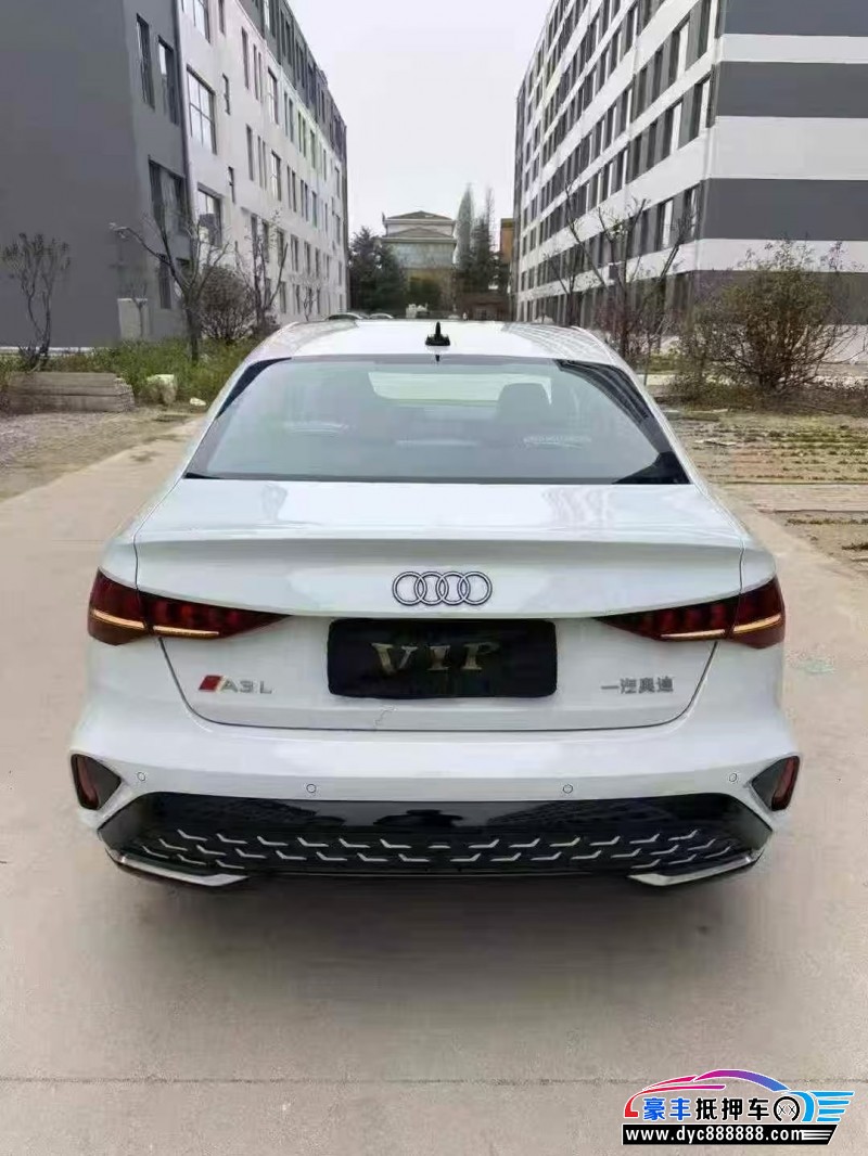 25年奥迪A3轿车抵押车出售