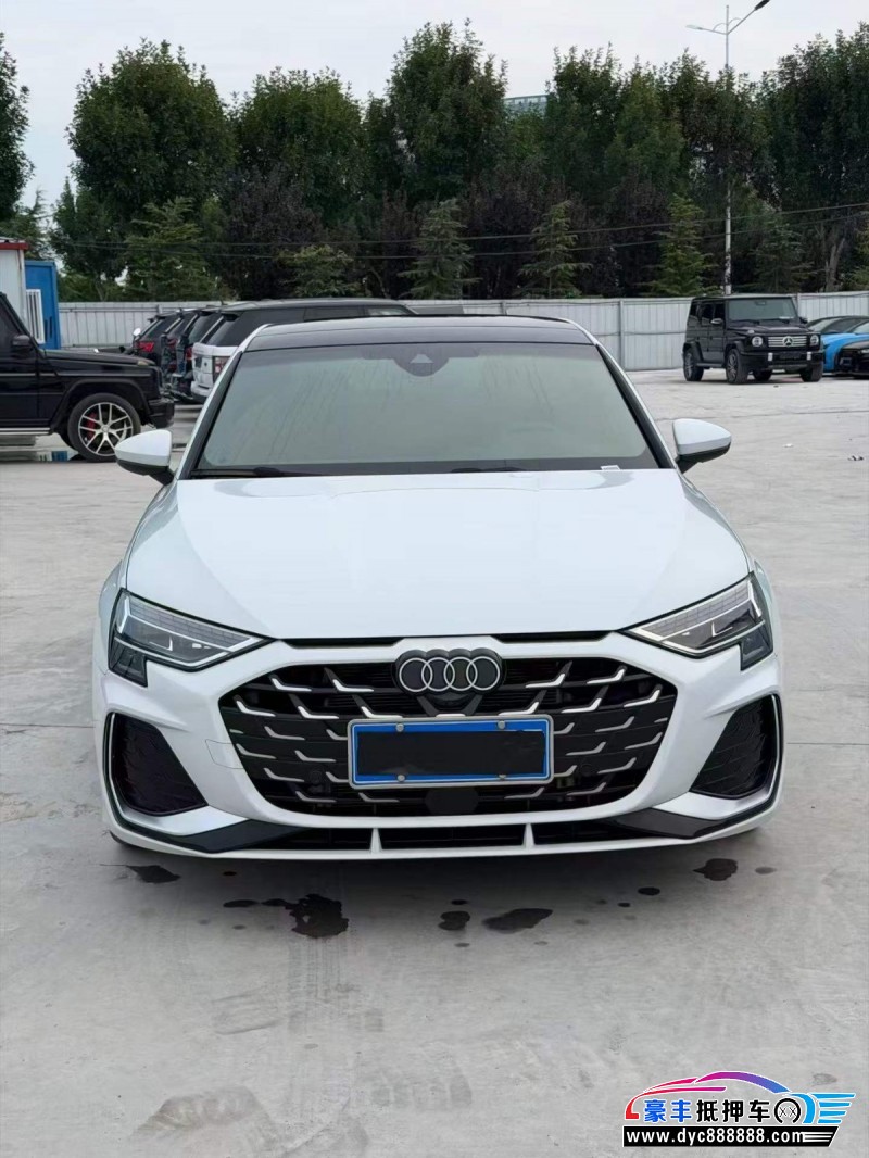 抵押车出售25年奥迪A3轿车
