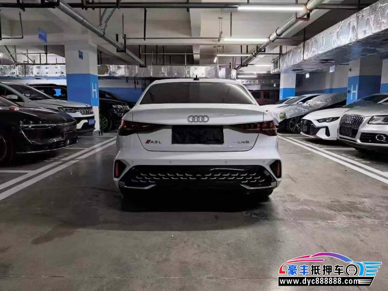 24年奥迪A3轿车抵押车出售