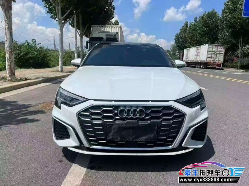 抵押车出售24年奥迪A3轿车