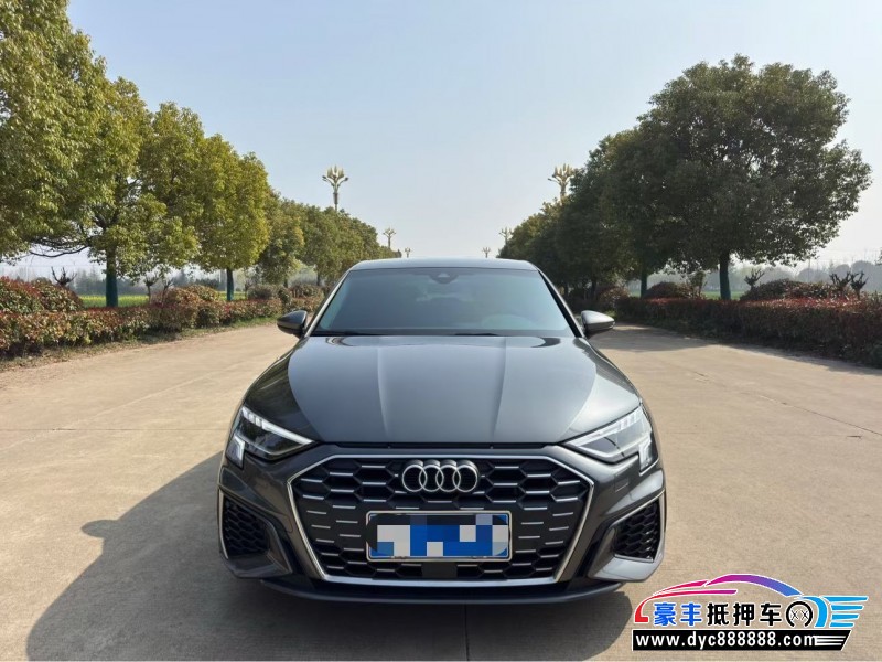 抵押车出售23年奥迪A3轿车