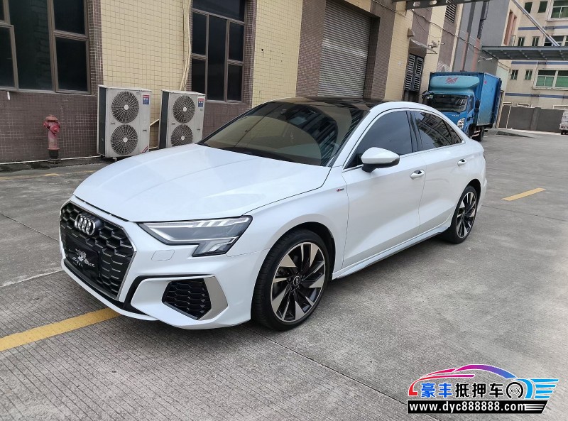 22年奥迪A3轿车抵押车出售