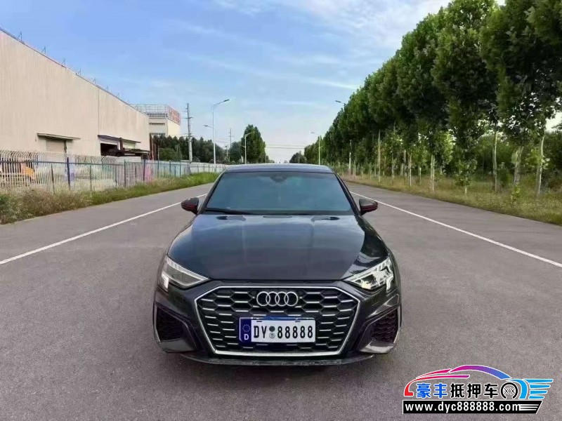 抵押车出售22年奥迪A3轿车