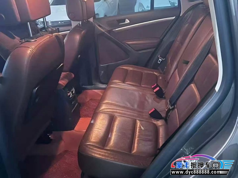 14年大众途观轿车抵押车出售