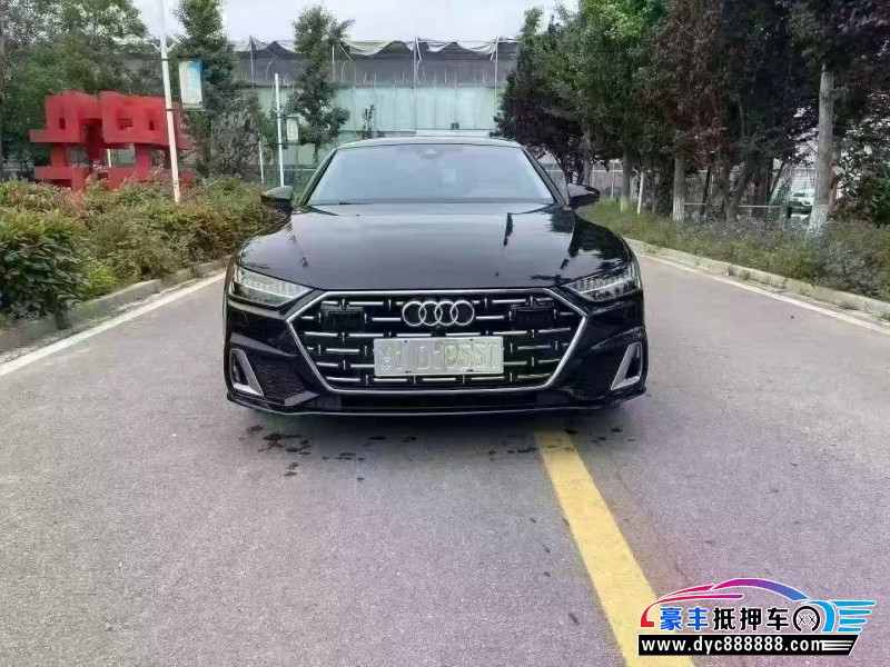 抵押车出售25年奥迪A7轿车