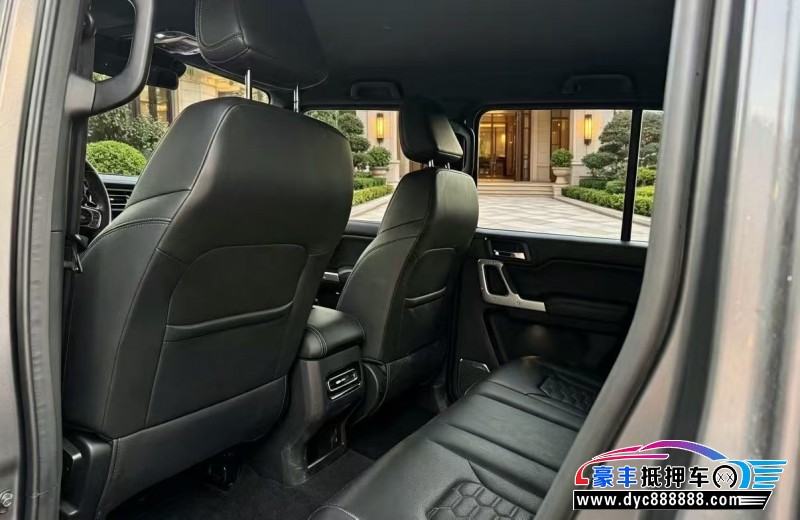 25年北汽制造BJ 212轿车抵押车出售