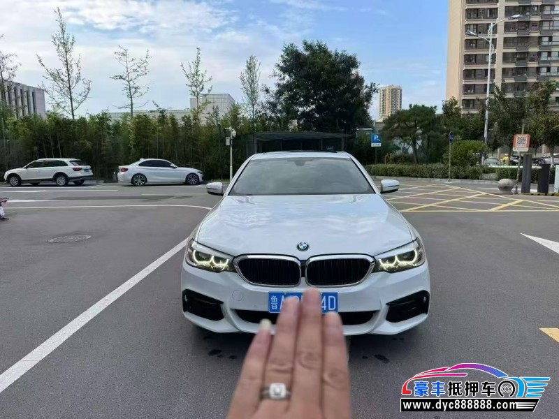 18年宝马5系轿车抵押车出售