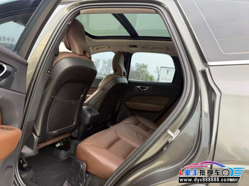 19年沃尔沃XC60轿车抵押车出售