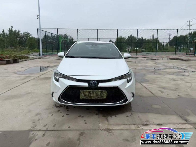 抵押车出售21年丰田雷凌轿车