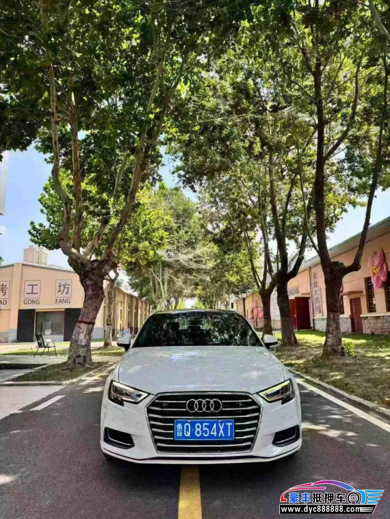 抵押车出售20年奥迪A3轿车