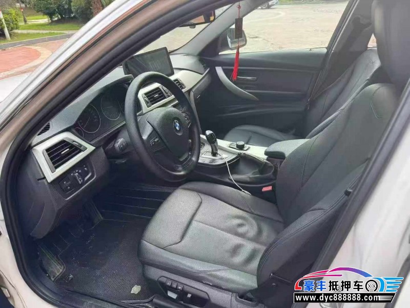 14年宝马3系轿车抵押车出售