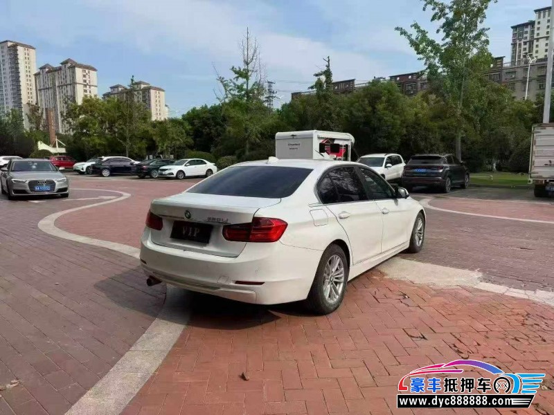 14年宝马3系轿车抵押车出售
