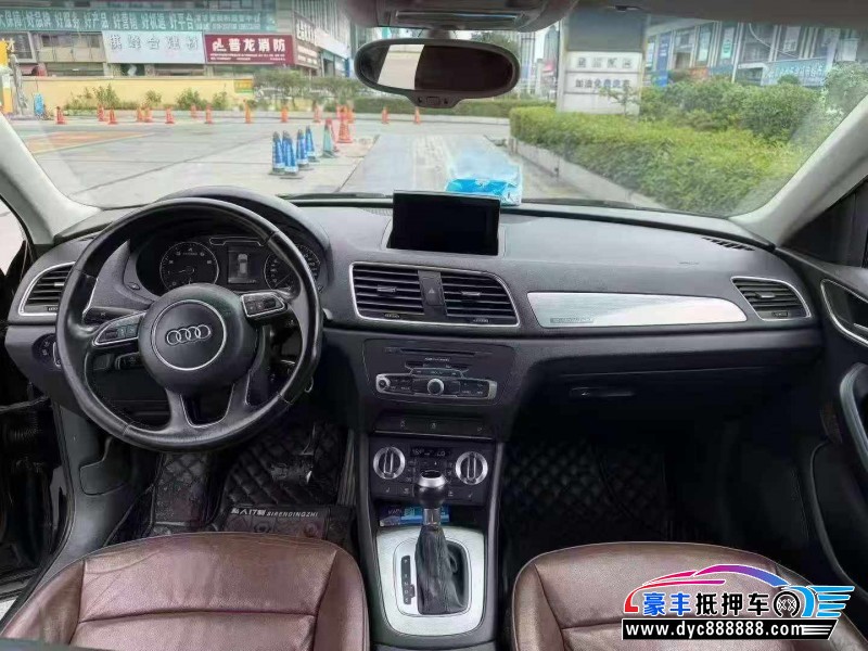 13年奥迪Q3轿车抵押车出售
