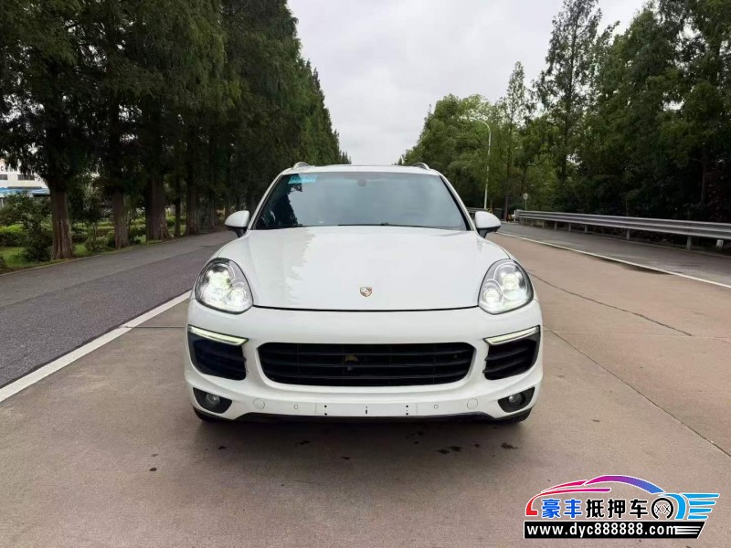 13年保时捷卡宴SUV抵押车出售