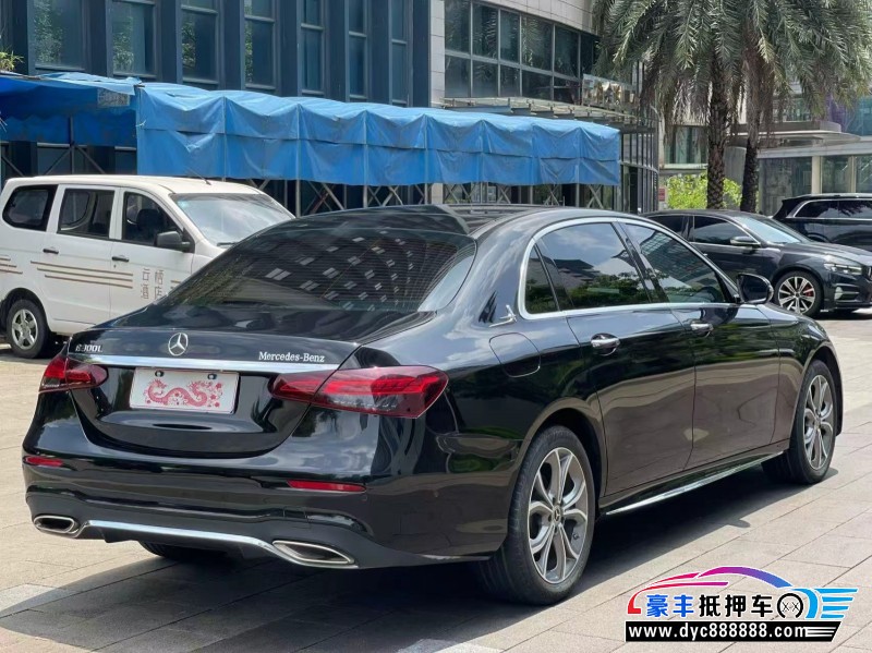 22年奔驰E轿车抵押车出售