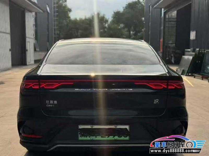 25年比亚迪汉轿车抵押车出售