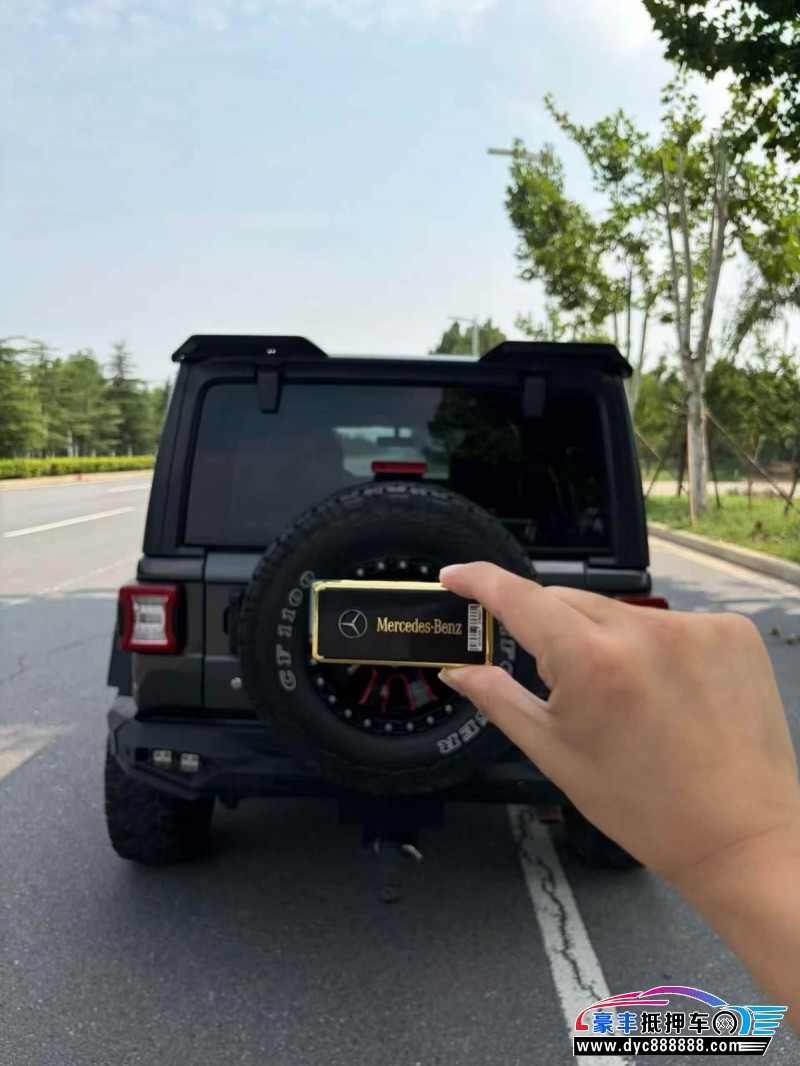 20年Jeep牧马人轿车抵押车出售