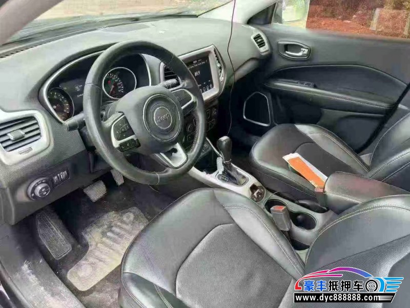 19年Jeep指南者轿车抵押车出售