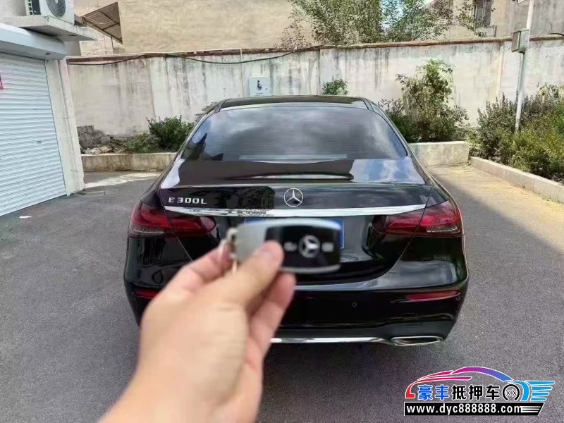 21年奔驰E轿车抵押车出售