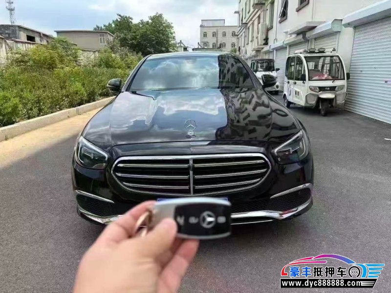 21年奔驰E轿车抵押车出售
