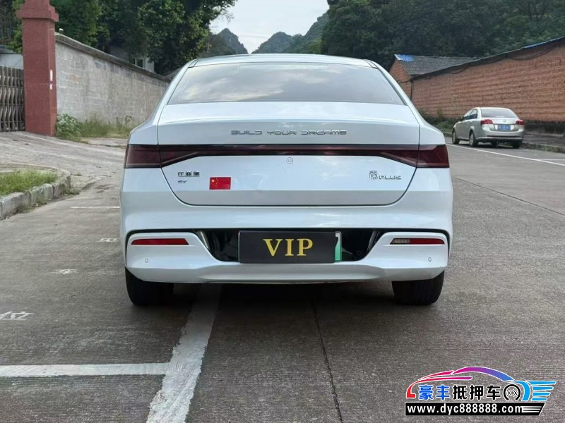 22年比亚迪秦轿车抵押车出售