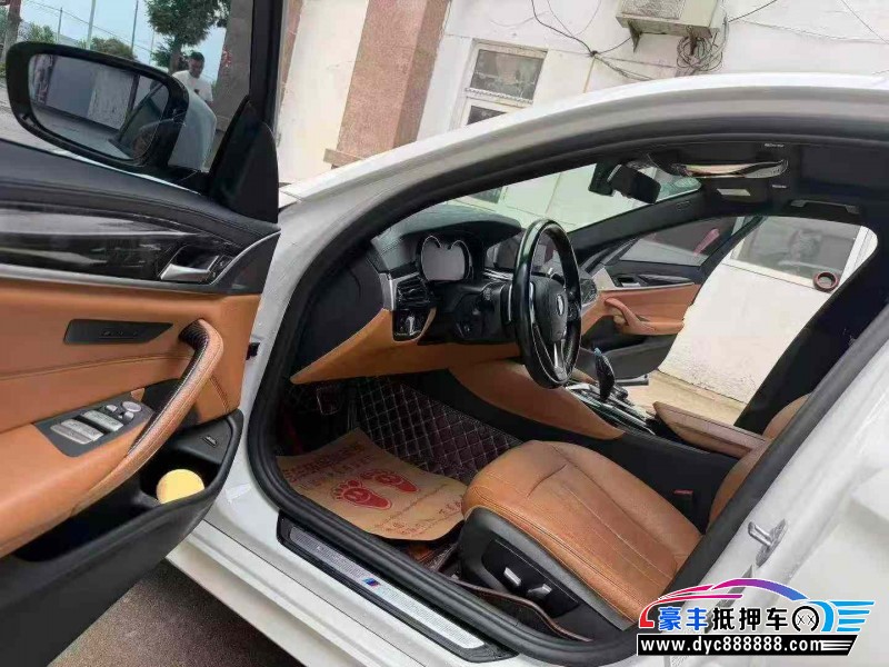 18年宝马5系轿车抵押车出售