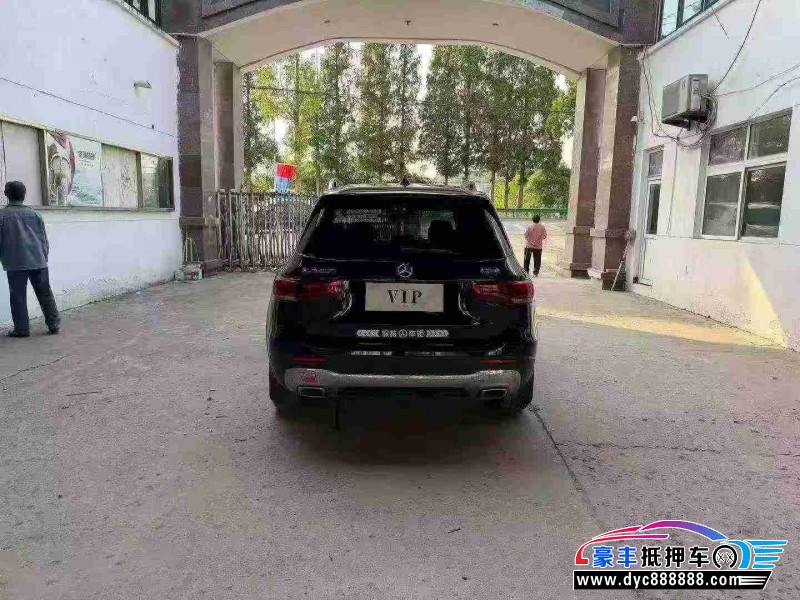 23年奔驰GLB轿车抵押车出售