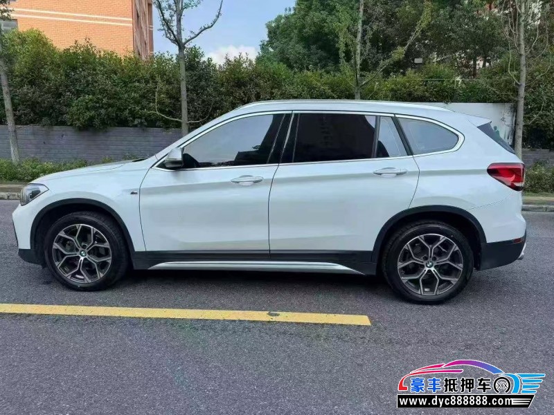 21年宝马X1轿车抵押车出售