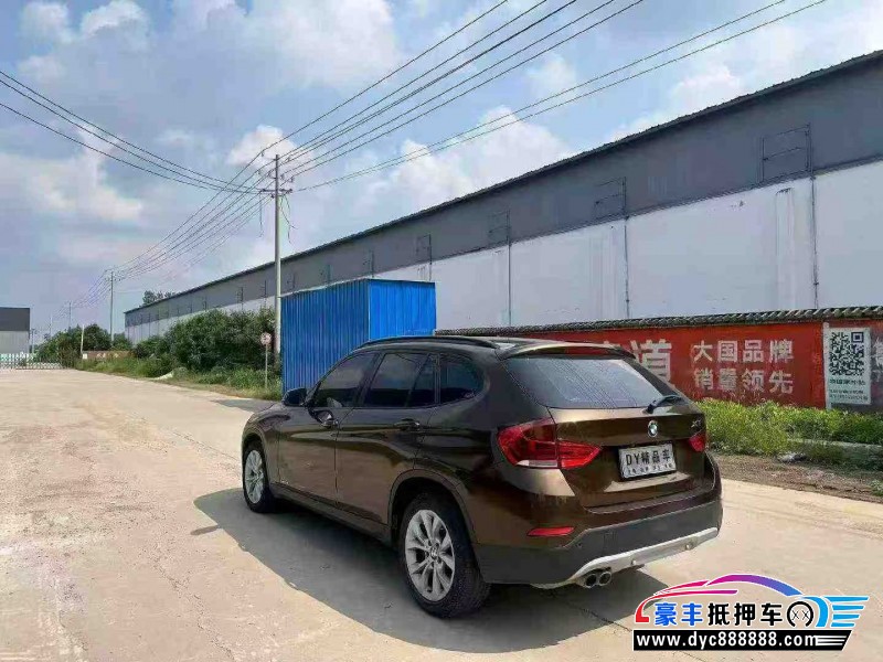 15年宝马X1轿车抵押车出售